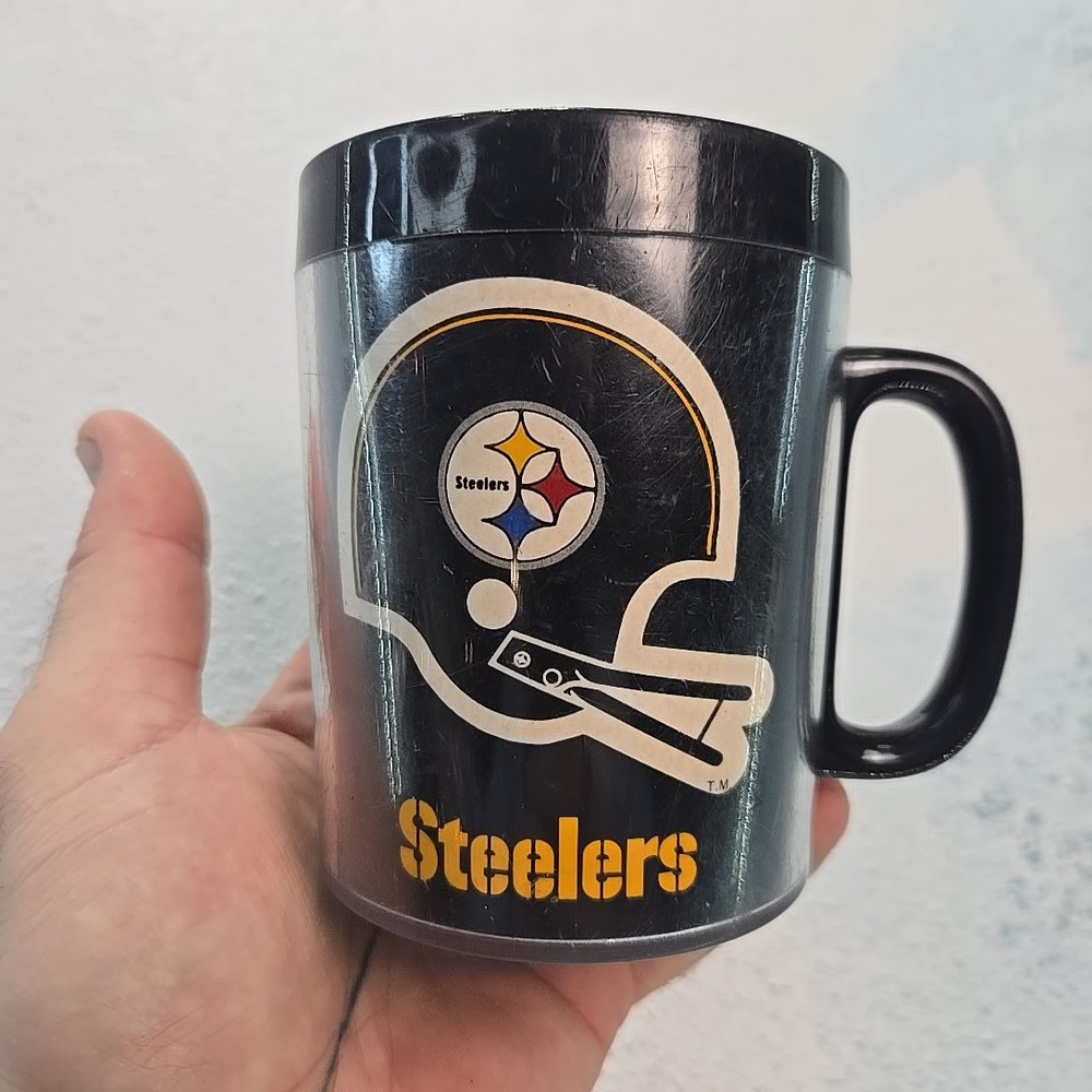 VTG Thermo-Serv Pittsburgh Steelers NFL Mug Black‎ Insulated Plastic Made In USA